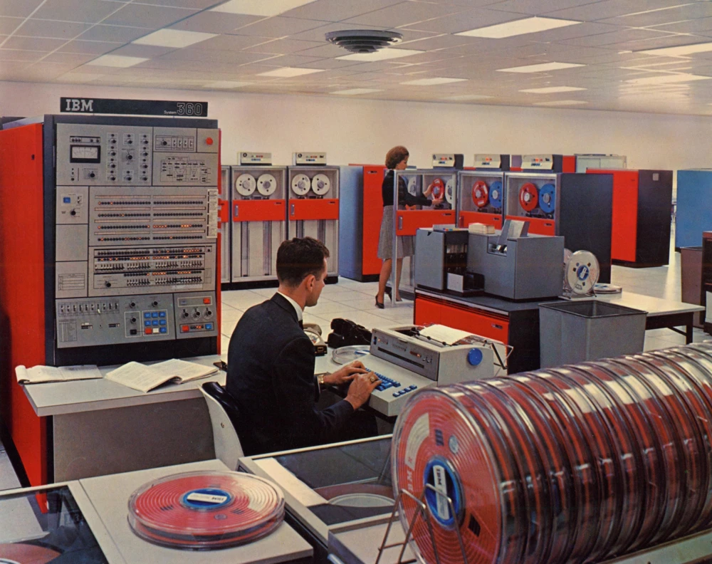 Ibm Sytem 360 Mainframe